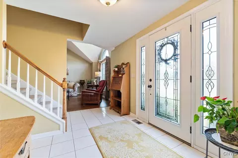 3812 Eider Down Path, Clay, NY 13090 photo 4