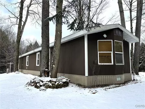 176 Castor Rd, Albion, NY 13142