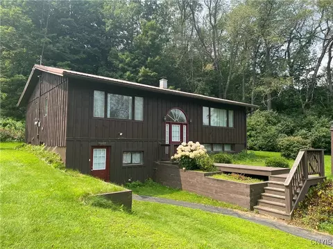 7946 Lewis Rd, Boonville, NY 13309