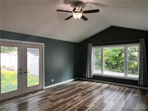 104 Cherry St, Schroeppel, NY 13135 photo 8