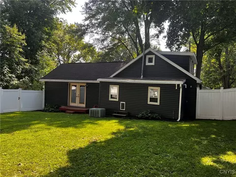 104 Cherry St, Schroeppel, NY 13135 photo 27