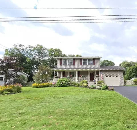 139 Helfer Ln, Minoa, NY 13116
