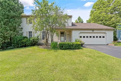 4843 Enders Rd, Manlius, NY 13104