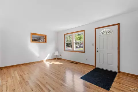 30 Curtis Ave, Lysander, NY 13027 photo 5