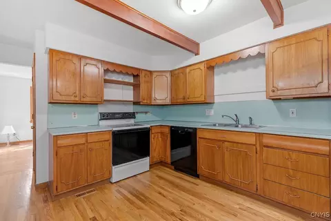 30 Curtis Ave, Lysander, NY 13027 photo 18
