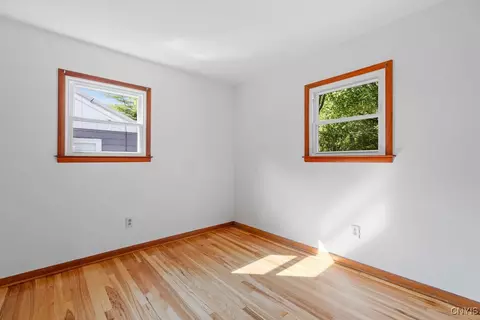 30 Curtis Ave, Lysander, NY 13027 photo 8