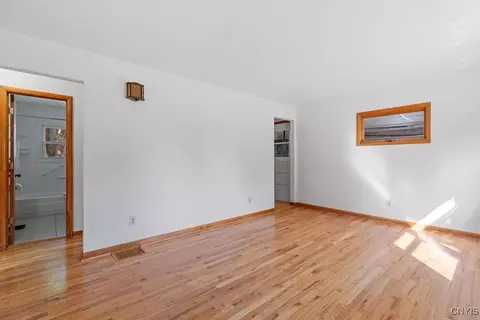 30 Curtis Ave, Lysander, NY 13027 photo 7