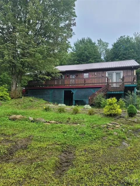 9850 Llewellyn Rd, Steuben, NY 13438