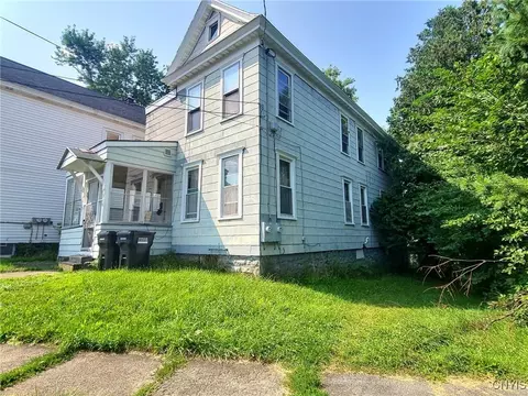 313-315 Beecher St, Syracuse, NY 13203