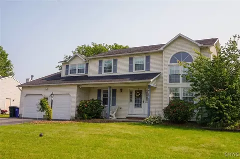 4224 Streamwood Dr, Clay, NY 13090