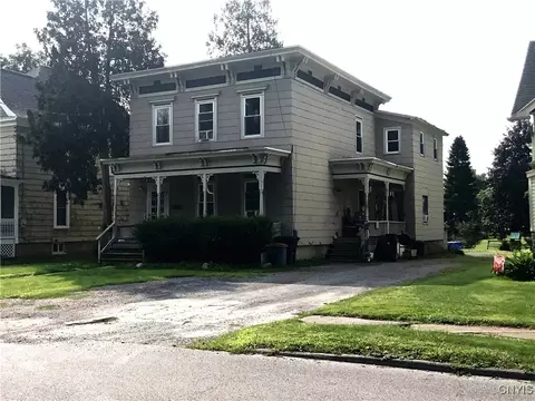 215 James St, Lenox, NY 13032