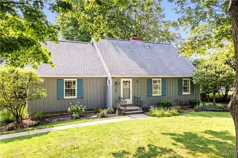 3909 Highland Ave, Skaneateles, NY 13152