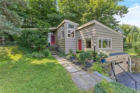 203 Alton St, Syracuse, NY 13215