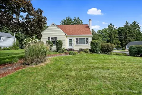 203 Audubon Rd, Fayetteville, NY 13066