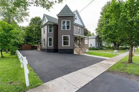 313 Brainard St, Watertown, NY 13601