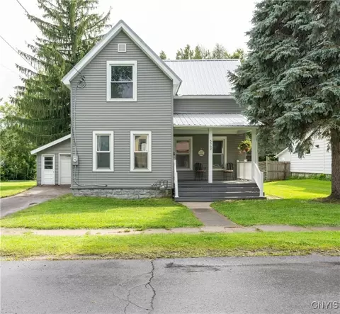 5562 River St, Lowville, NY 13367