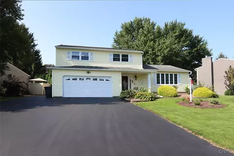 8068 Turtle Cove Rd, Clay, NY 13090