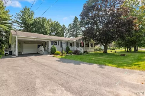 3 Williams St, Morrisville, NY 13408