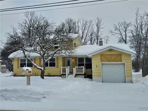 338 County Route 57a, Schroeppel, NY 13135