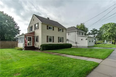 747 Lansing St, Watertown, NY 13601