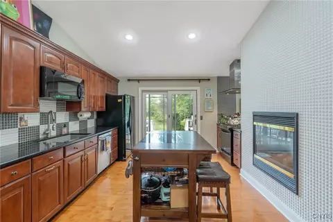 5306 Poster Ln, Fayetteville, NY 13066 photo 10