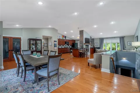 5306 Poster Ln, Fayetteville, NY 13066 photo 14