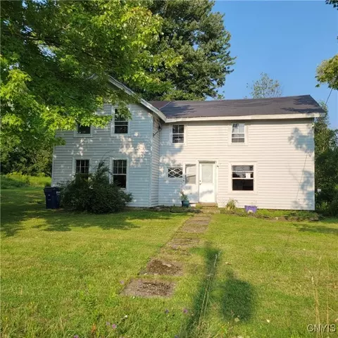 3148 Pompey Center Rd, Manlius, NY 13104