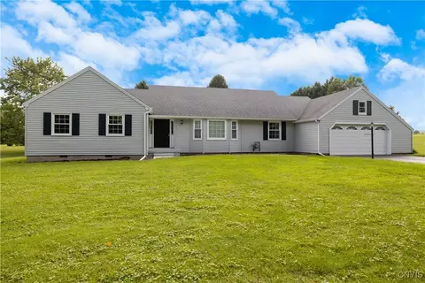 6926 Nelson Rd, Lincoln, NY 13032