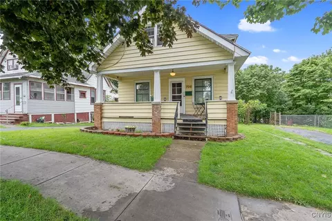 706 Stolp Ave, Syracuse, NY 13207