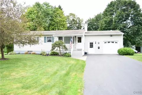 2436 Parsons Dr, Marcellus, NY 13108