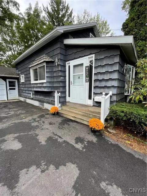 413 Richfield Blvd, Salina, NY 13211