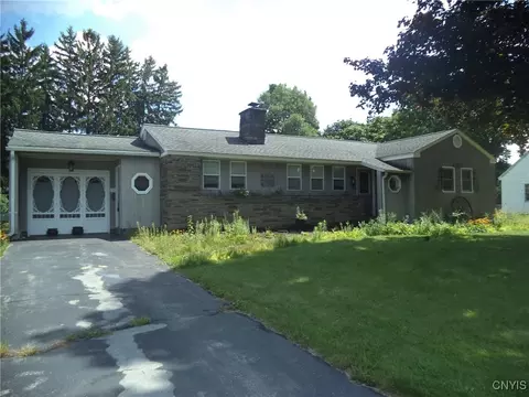 122 Dormar Dr, Syracuse, NY 13212