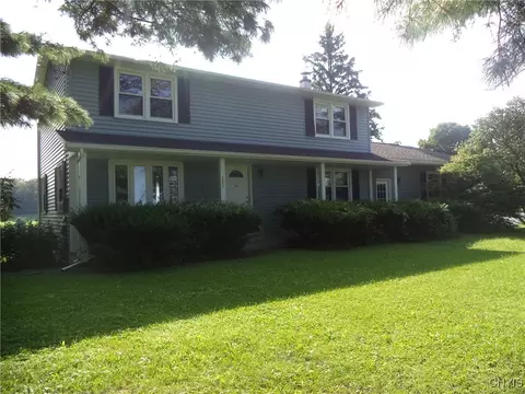 4392 Bussey Rd, Onondaga, NY 13215