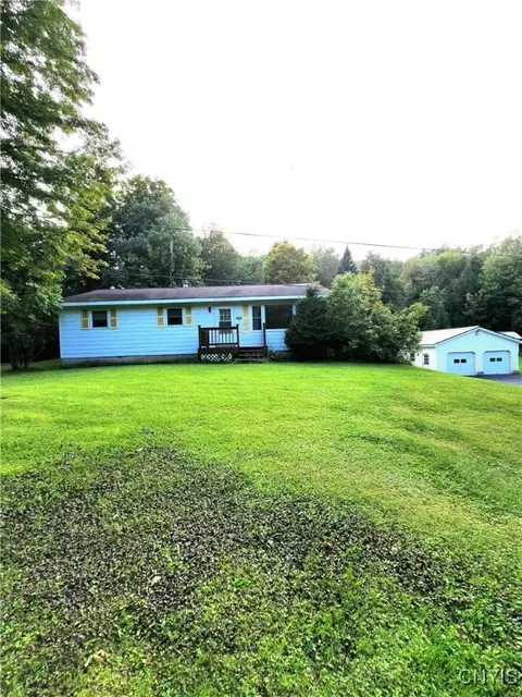 10162 Llewellyn Rd, Steuben, NY 13438