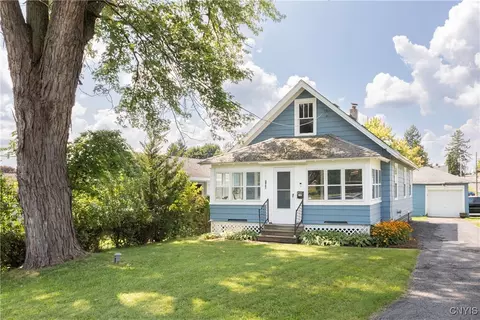 100 Benham Ave, Geddes, NY 13219