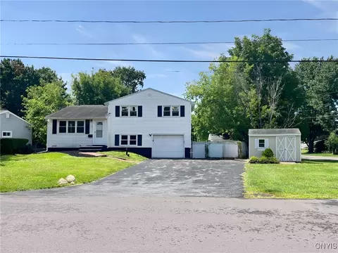 113 Viking Pl, Salina, NY 13088