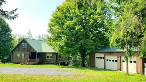 1839 Collins Rd, Lafayette, NY 13084