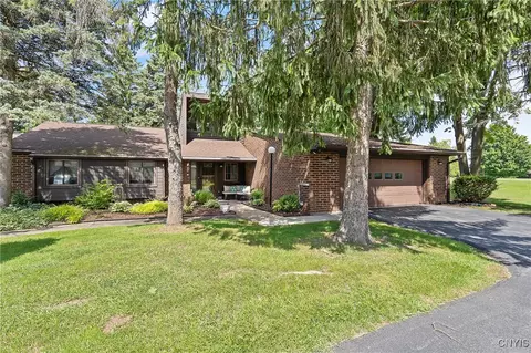 775 Fairway Cir, Van Buren, NY 13027
