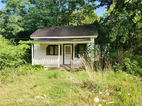 2034 County Route 7, Oswego, NY 13126