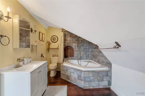 1100 North Rd, Tully, NY 13159 photo 17