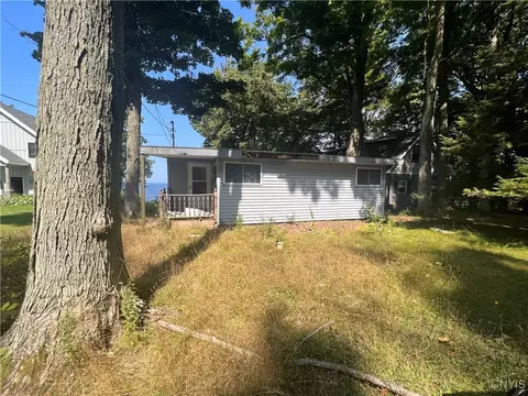 108 Lock Haven Beach Rd, Scriba, NY 13126