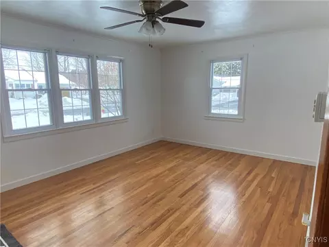 322 Summit Ave, Oneida, NY 13421 photo 4