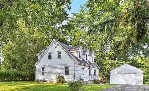 7612 Van Buren Rd, Van Buren, NY 13027