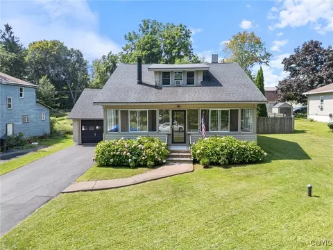5504 Kathan Rd, Brewerton, NY 13029