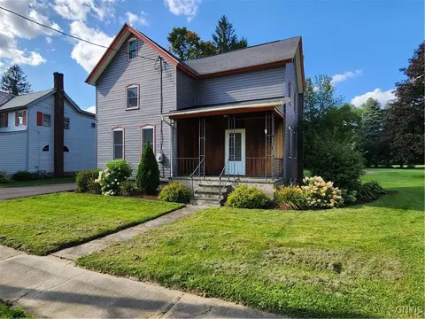 27 W Academy St, Cortlandville, NY 13101