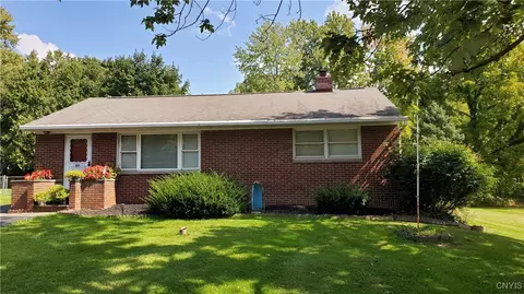 104 Fremont Rd, East Syracuse, NY 13057