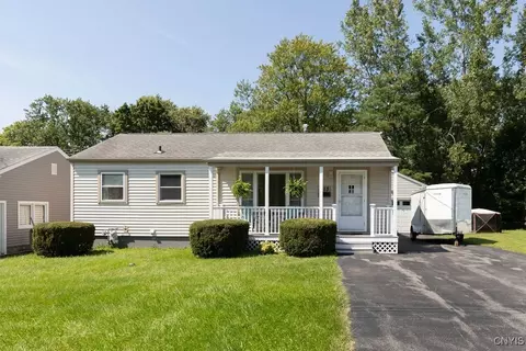 113 Cole Rd, East Syracuse, NY 13057