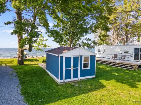 234 Butterfly Shores Rd, New Haven, NY 13114