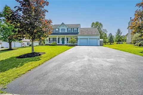 6439 Tulipwood Ln, Jamesville, NY 13078