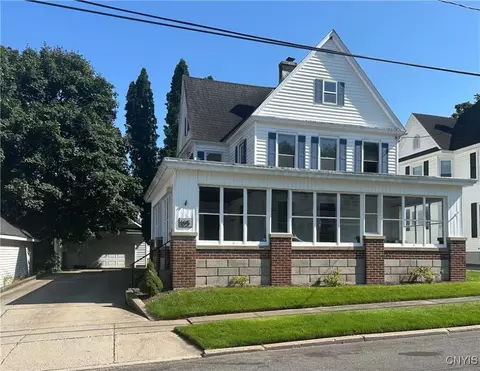 105 Dexter Ave, Whitestown, NY 13424